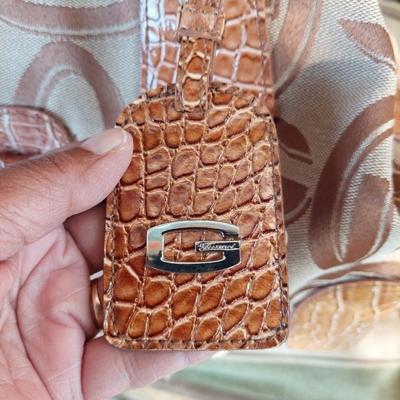 Gussaci Large 2-Tone Large Handbag/Purse - Picture 2 of 16